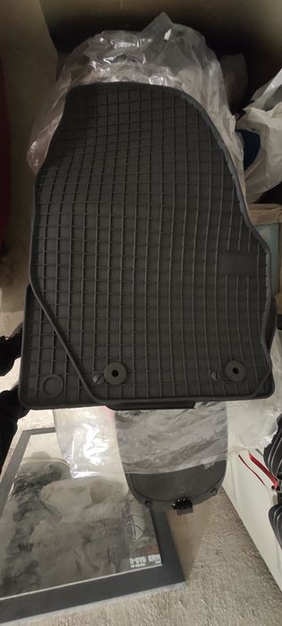 Гумени стелки за volvo s60/v60