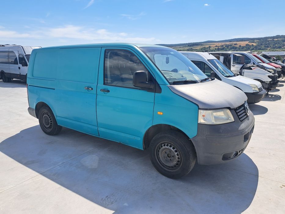 Фолксваген Транспортер Т5 1.9ТДИ VW Transporter T5 1.9TDI НА ЧАСТИ