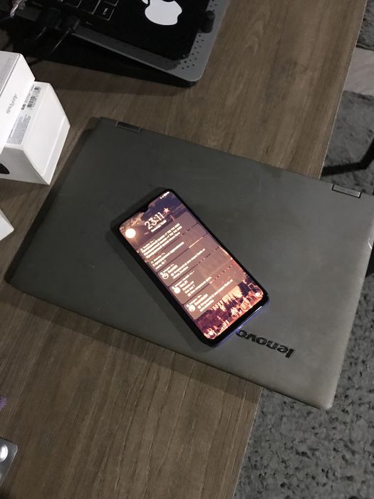 обмен на айфон ноутбук и телефон