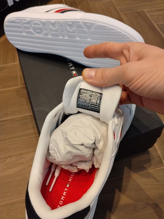 Pantofi piele sport adidasi tommy hilfiger marime 43 originali  tenisi