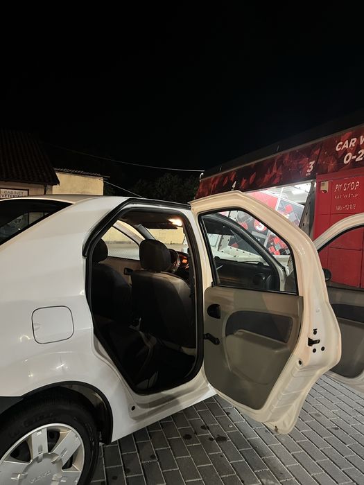 Dacia Logan 1 2004