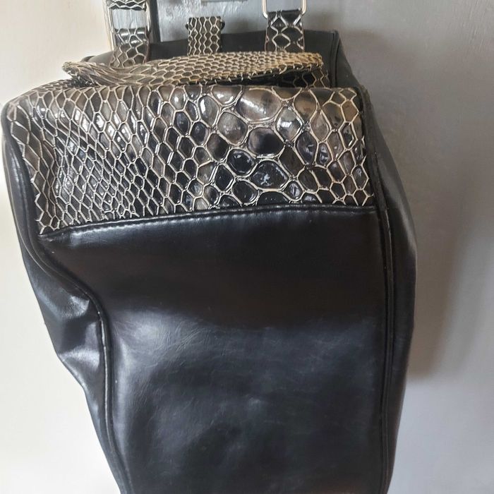 Голяма дамска чанта