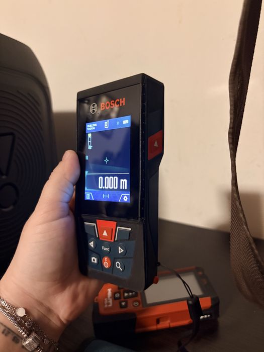 Telemetru laser profesional Bosch GLM 150-27 C