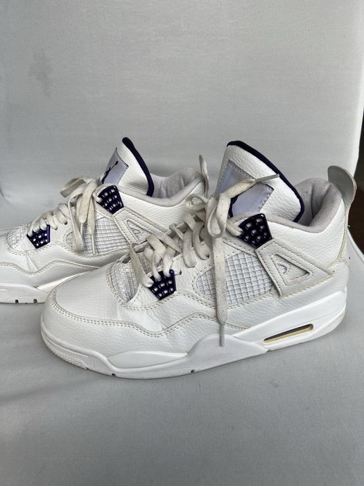 Nike Air Jordan 4 Retro Metallic Purple