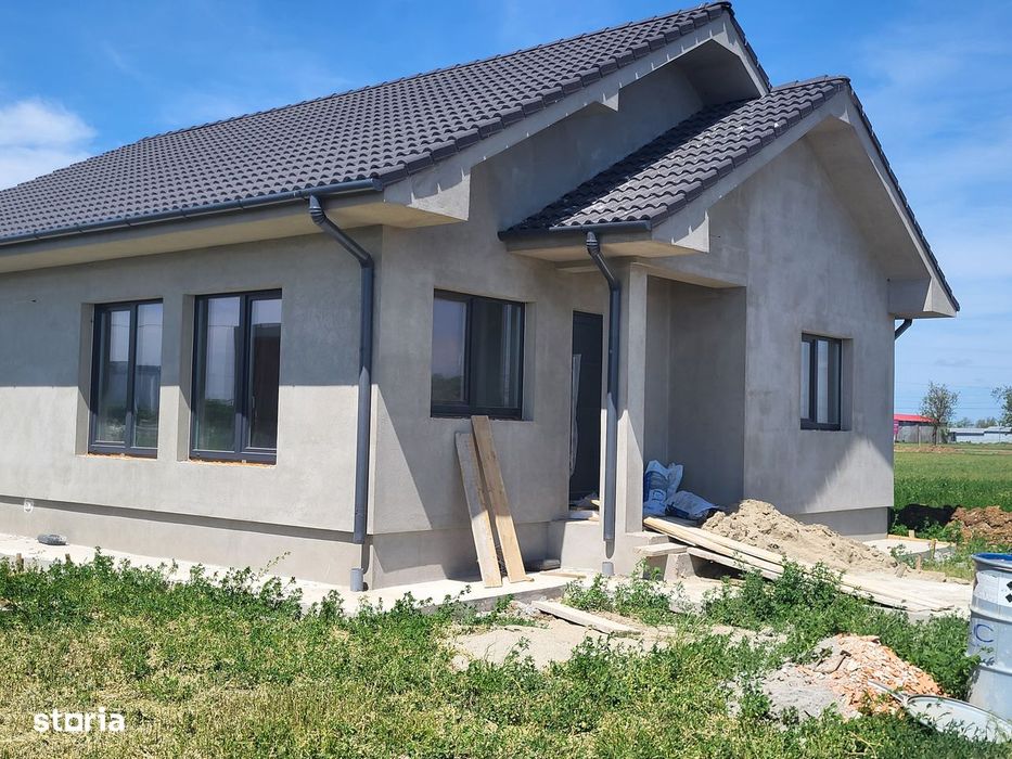 Casa noua semifinisata de vanzare in Sântandrei, strada Cloșca
