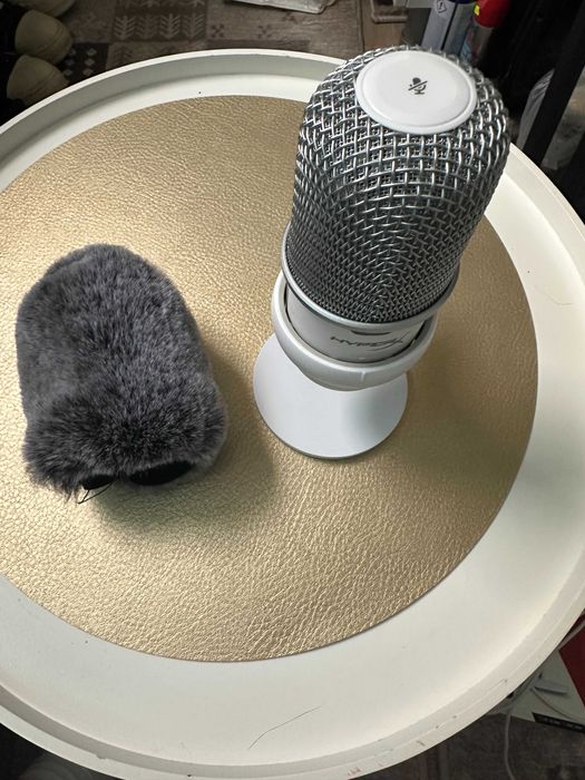 Microfon HyperX SoloCast White USB + brat + pop filter