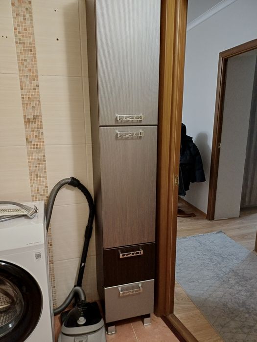 Пенал шкаф в ванную