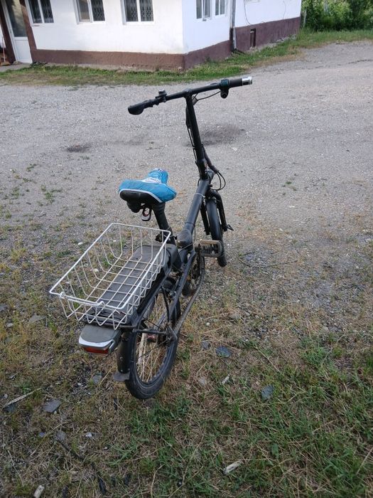 Vând  în stare foarte bună