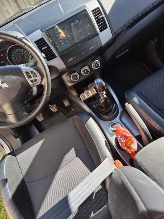 Mitsubishi Outlander 2.2   140CP 7 locuri