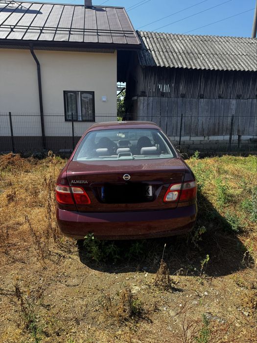 Nissan Almera 2005
