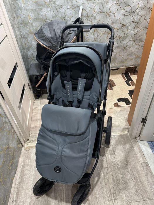 Продам коляску ining baby