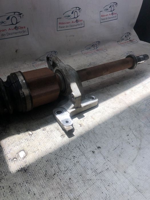 planetara dreapta fata nissan qashqai 1.2 benzina 2016