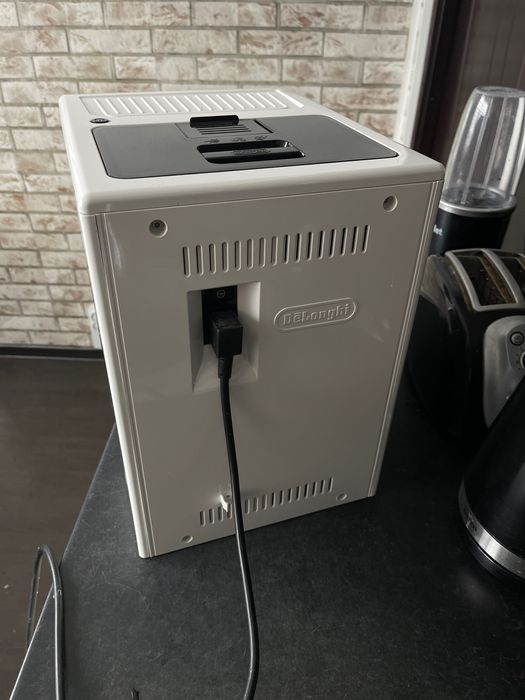 Кафемашина Delonghi Primadonna Class