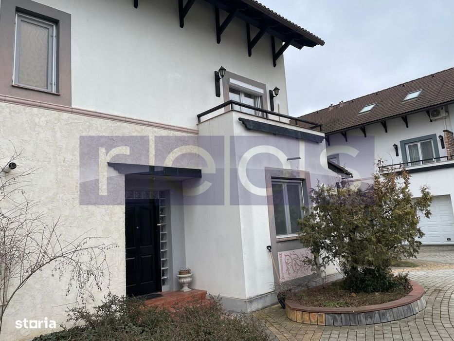 Vila De Vanzare In Zona Erou Iancu Nicolae | Piscina |