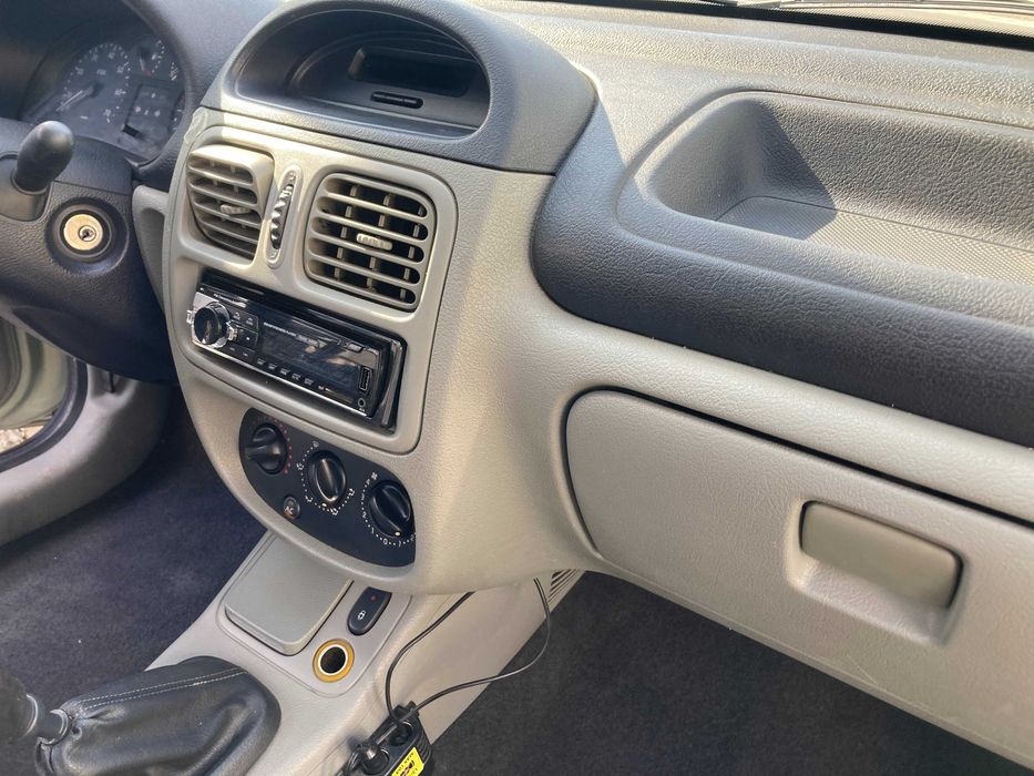 Renault Clio Simbol 1.4 benzină
