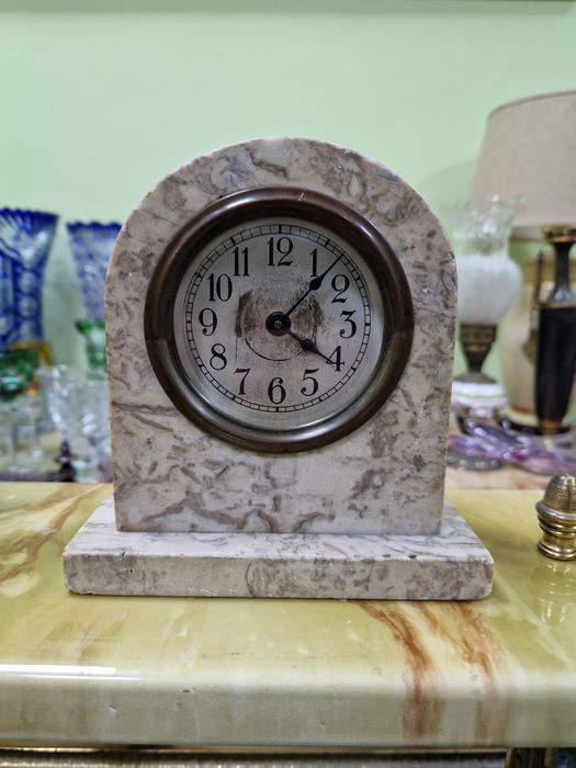 Стар рядък антикварен френски настолен часовник