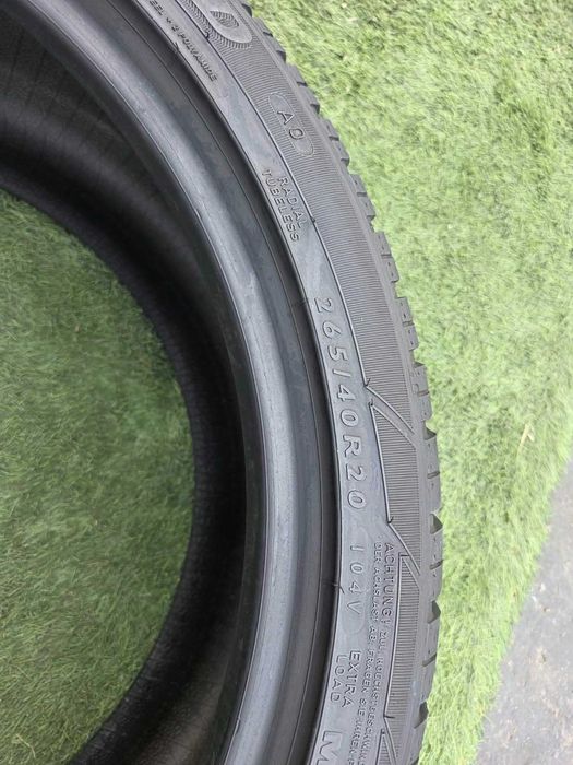 265 40 20 DUNLOP