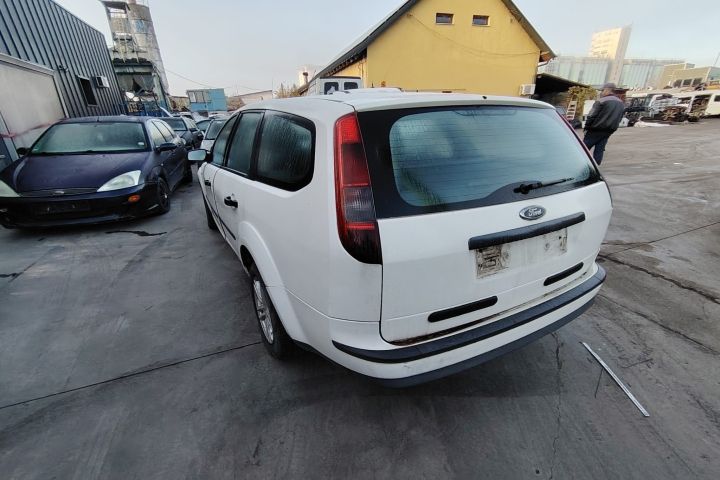 Lampa / Tripla stop stanga pe aripa Ford Focus 2005