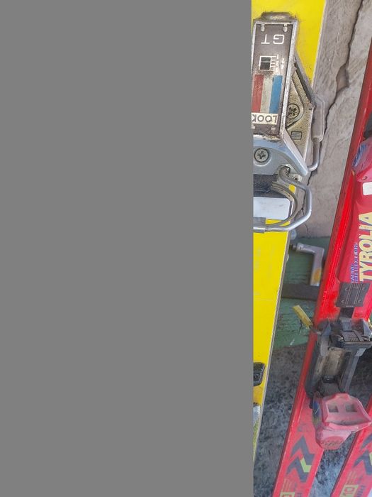 Schiuri fără clăpari