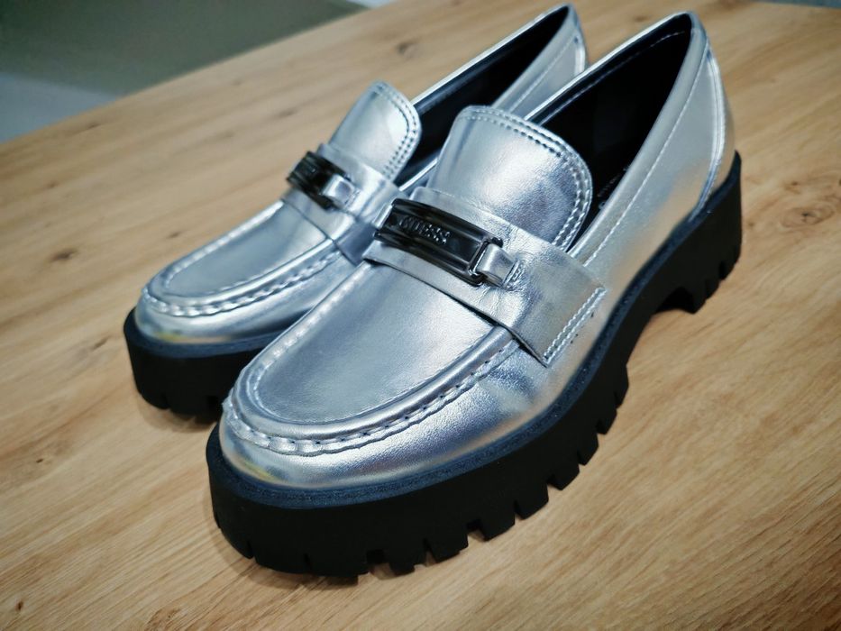 Mocasini dama Guess noi mărimea 38 (7.5US)