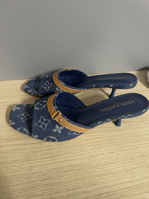 papuci cu toc din material textil