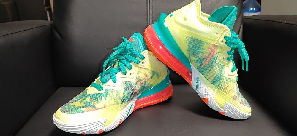 Nike Lebron XVIII Low, номер 36,5