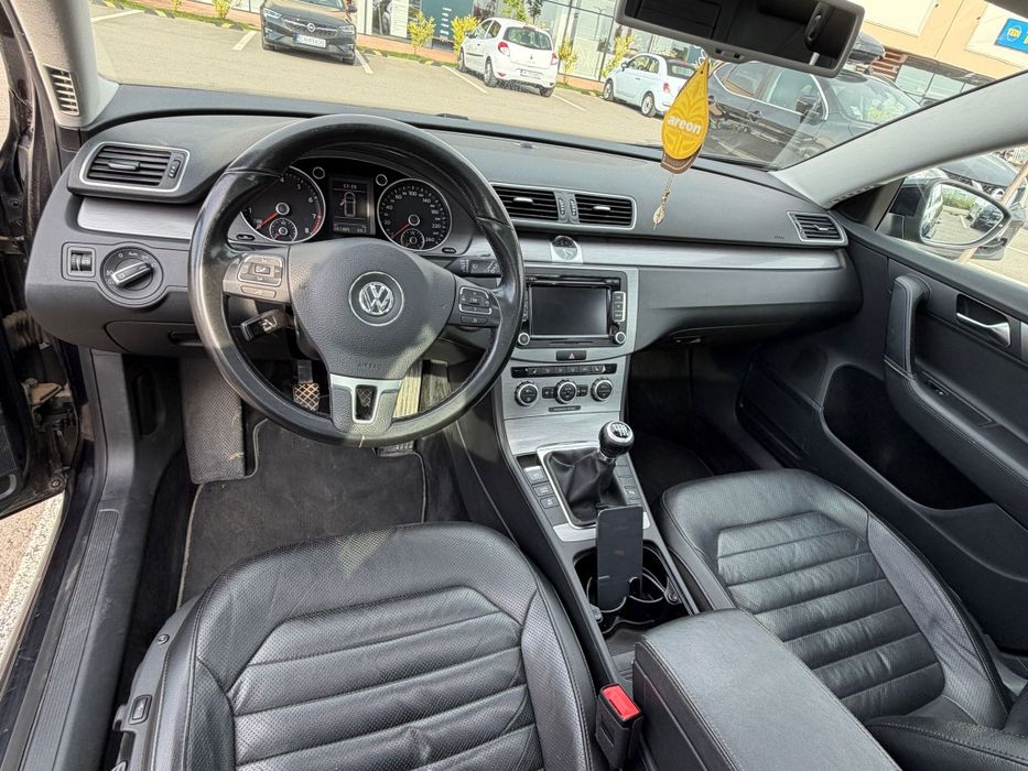VOLKSWAGEN Passat 2012 — imagine 5