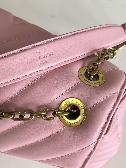 Geanta Louis Vuitton New Wave 24cm roz, Premium