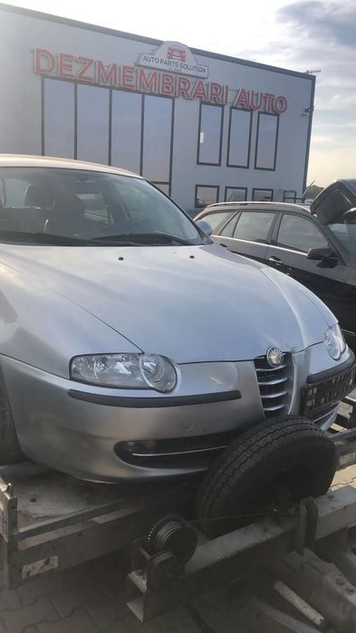 Dezmembram Alfa 147 1.6 B an fabr. 2005