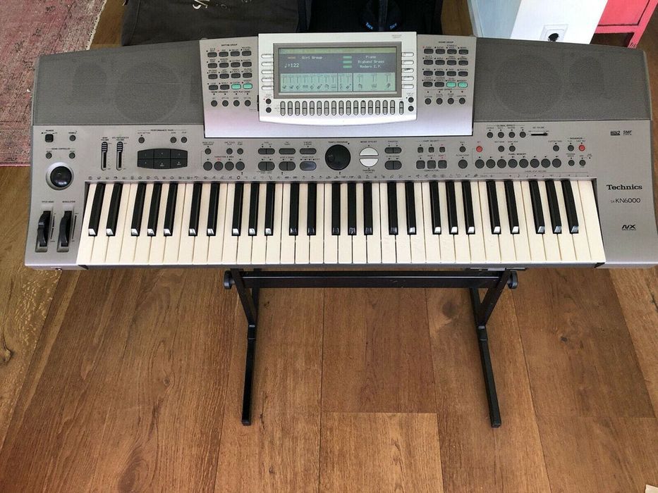 Отдaм дapoм Technics SX KN 6000