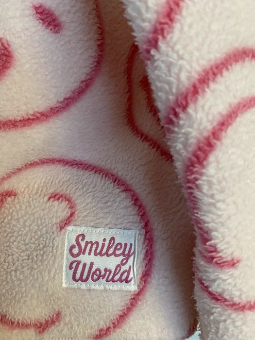 Cardigan din pluș Smiley World, H&M, marimea 122/128cm