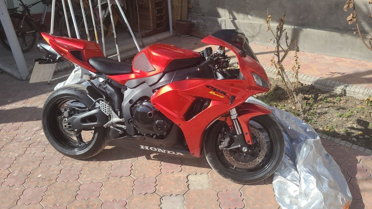 Honda 1000rr Fireblade 2010