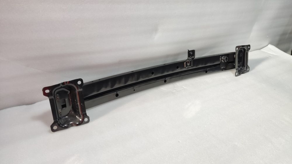 Усилитель бампера Chery