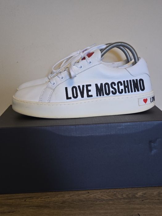 Love Moschino оригинални дамски сникърси