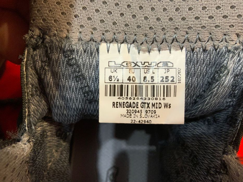 Lowa gore-tex-оригинлни обувки 40 номер