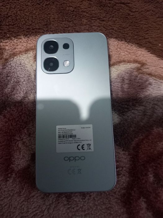 Vând telefon OPPO A6 0RO 5G nou nouț