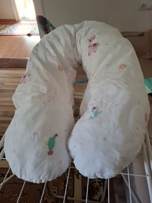 Възглавница за кърмене