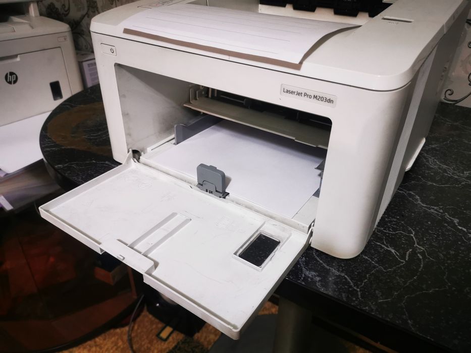 Принтер HP LaserJet Pro M203dn