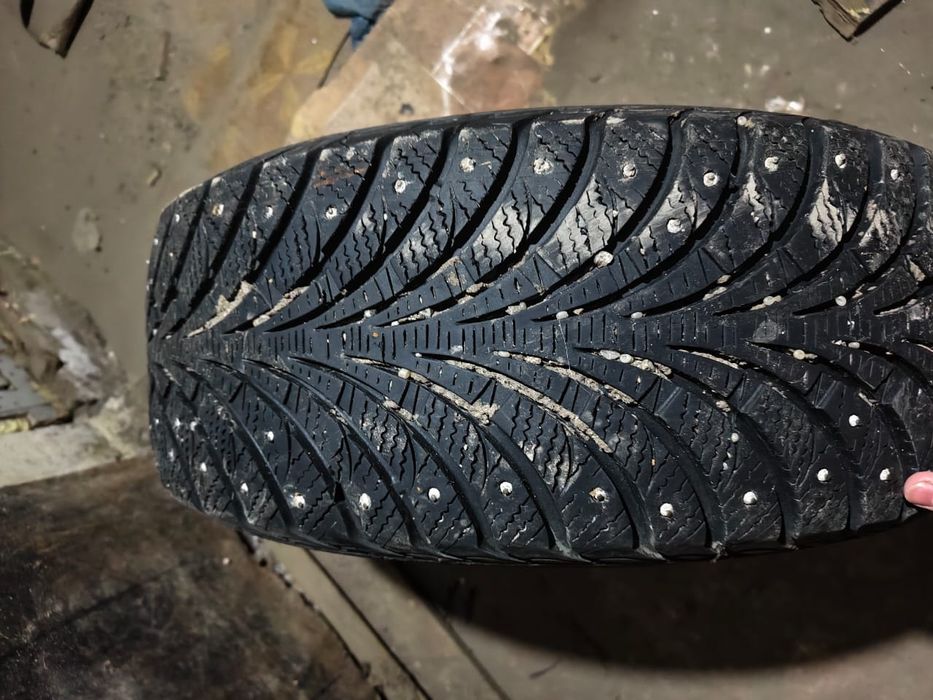 Продам зимнюю резину Sava eskimo stud.
