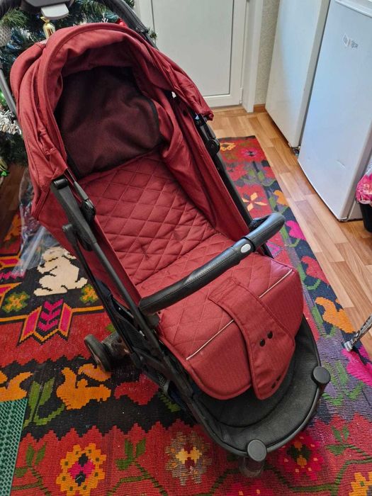 Коляска детская маневренная