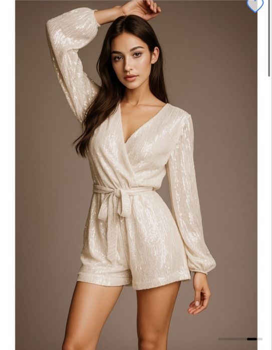 Комбинизон мини в пайетках нарядный