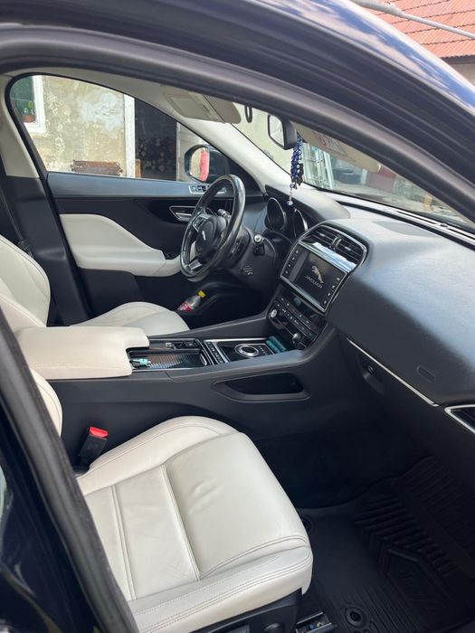 Suv Jaguar F Pace
