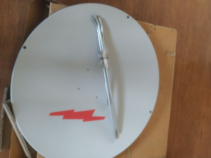 спутниковый модем ViaSat LinkStar S2A с блоком питания