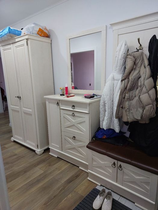 Прихожая мебель