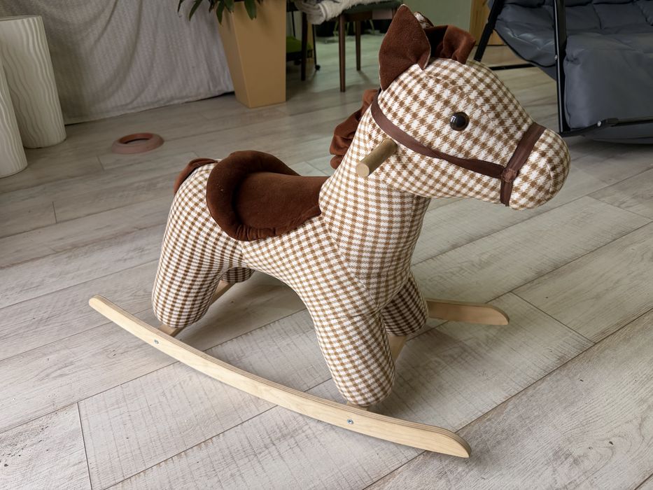 Лошадка качалка