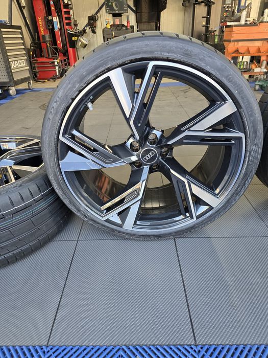 Оригинални 22” Audi RS джанти + НОВИ гуми Continental – 4K0 601 025 BL