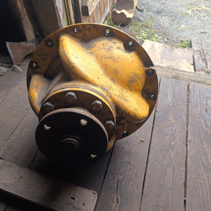 Продам редуктор на Погрузчик