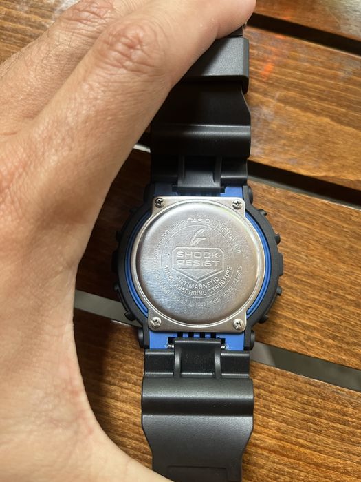 Часовник G-Shock