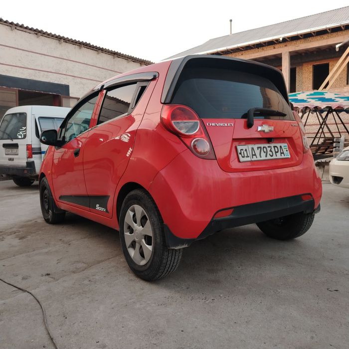 Спарк 2013 йил автомат 1 лик матор метани бор евро 4 калонка манитор