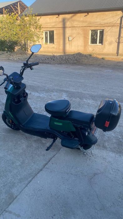 Скутер сатилади таза карап айдалган каски бар demansh 2065 модель